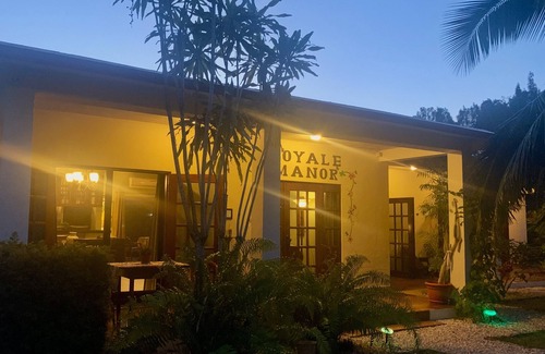 Corozal House | Entire Vacation Home, Sleep 8, Pool, Kitchens GET 35% WHEN USING US CREDIT CARD