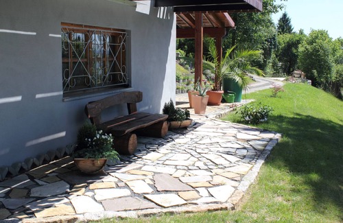 Steinbach House | Entire vacation home with sauna, fireplace, parking, balcony and garden with fireplace