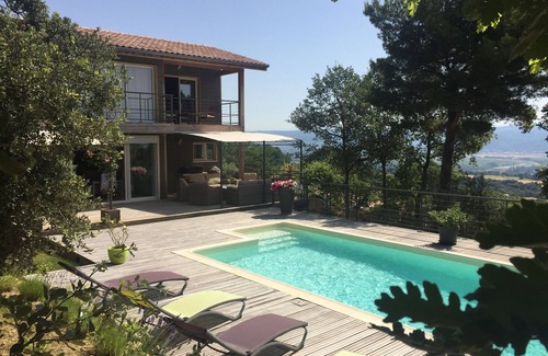 Villeneuve Villa | Entire villa with panoramic views in a privileged setting in the heart of the Luberon