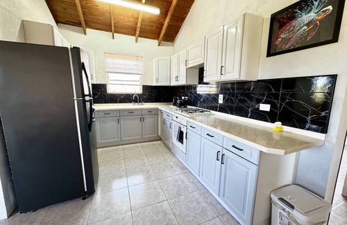Ragged Point Villa | Entire Villa with Pool, Ocean View & A/C - 5min to beach and Culpepper Spring