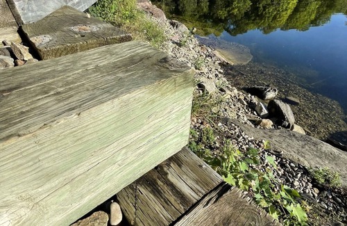 Frontenac Cottage | Entire Waterfront Cottage on Hambly Lake