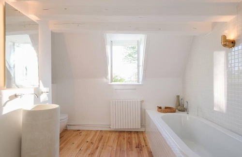 Le Lesme House | Entirely renovated Norman manor near Verneuil sur Avre / Conches