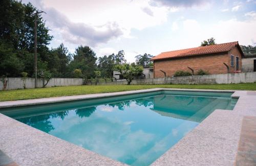 Salceda de Caselas House | Entorno rural con piscina by CABANA Rentals