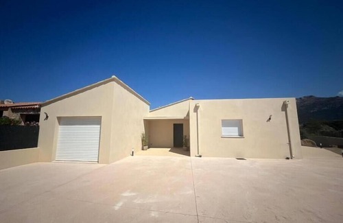 Marine de Saint Ambroggio House | Entre Calvi et L'ile Rousse 10 Minutes à Pied de la Plage, des Commerçants