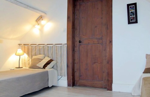 Saint-Pierre-en-Port House | Entre mer et jardin by Interhome