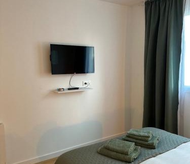 La Montagne Apartment | Entre Nantes et aéroport - Arrivée autonome 24h sur 24h