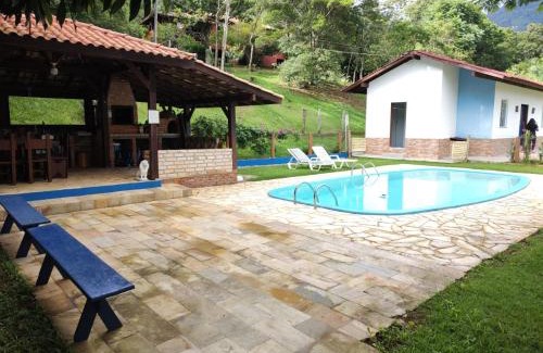 Alto Ribeirao House | Entre o mar e a montanha !