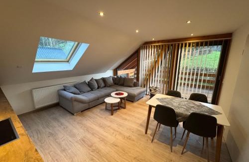 Heles Apartment | Entspannung im Wald - mit Schwimmbad