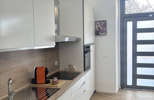 Cibali Apartment | Entspannung und Wohlbefinden in einer renovierten Wohnung mit Whirlpool