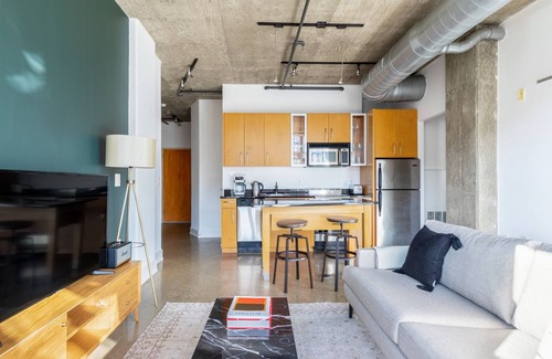 Logan Circle Apartment | Enviable Logan Circle 1BR w/W/D, Roof BBQ, walk to Metro, by Blueground