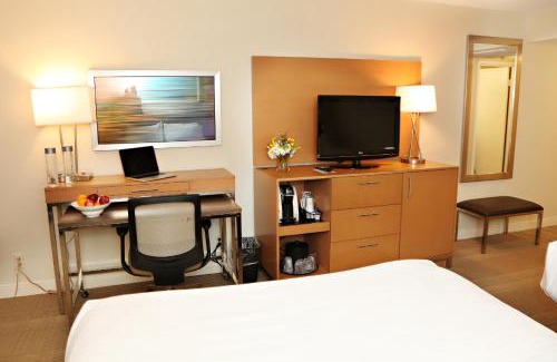 Mansfield Hotel | enVision Hotel & Conference Center Mansfield-Foxboro