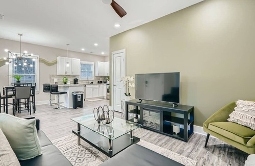 Pittsburgh House | Envy Of Atlanta Summa
