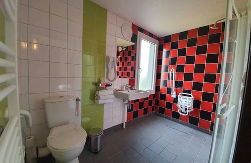 Cannes-Ecluse Hotel | Enzo Hotels Cannes Ecluse by Kyriad Direct