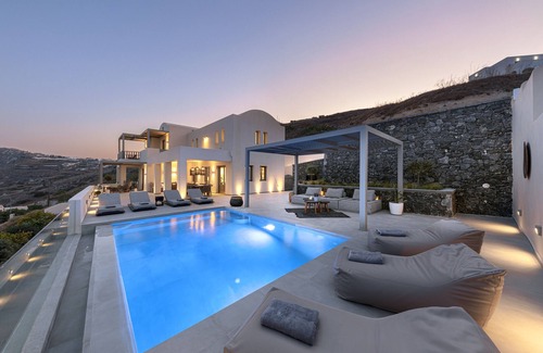 Santorini Villa | Eolia Gold Villa with Private Heated Pool