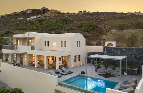 Santorini Villa | Eolia Gold Villa with Private Heated Pool
