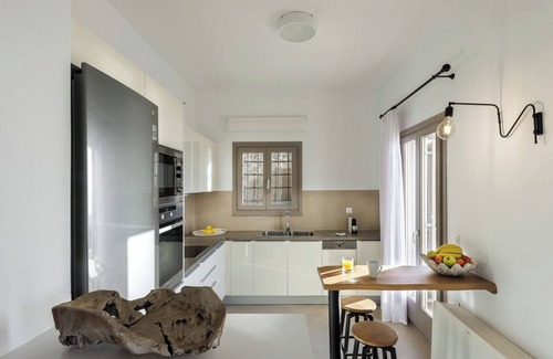 Santorini Villa | Eolia Senior Villa