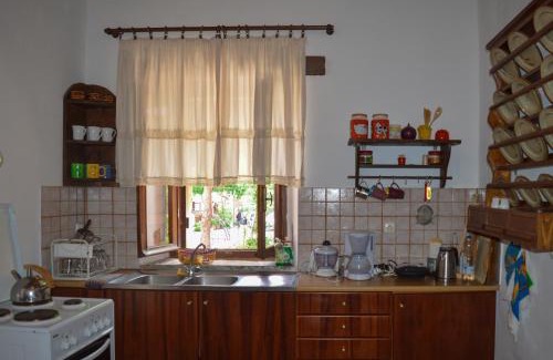 Impros Villa | Epavlis Iosif