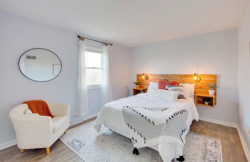 Ephrata House | Ephrata Rental Townhome w/ Balcony!