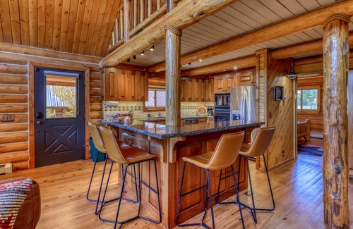 Pagosa Springs Cabin | Epic Mountain Cabin on 5 Acres, Hot Tub, Fireplace, Wildlife, Near Amenities, 5 Minutes to Town!