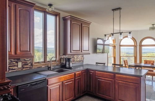 Cornwallville House | 🏔️EPIC mountain views close to Windham ⛷️