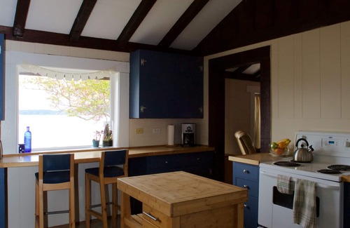 Halfmoon Bay House | Epic Ocean View Property .Steps from the Beach.Sleeps 16