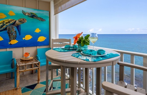 Historic Kailua Village Condo | 🌊 EPIC Oceanfront Condo at Hale Kona Kai #403, TOP FLOOR, ELEVATOR, CENTRAL AC 🐬
