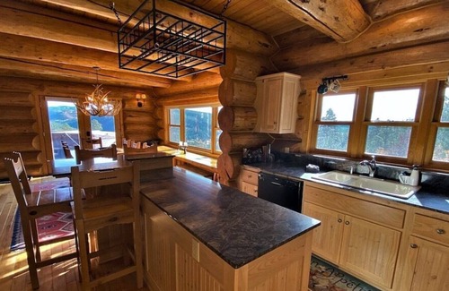 Bayfield Cabin | Epic Retreat on 37 acres with Mountain Views, Private Hot Tub, Pet Friendly