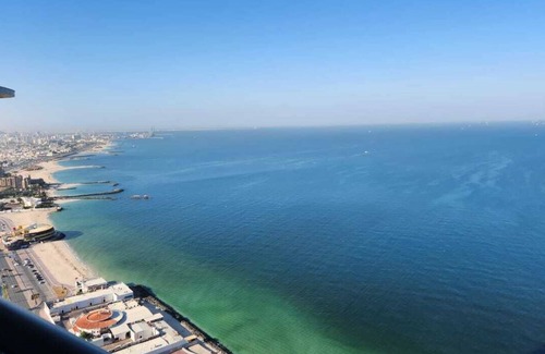 Rumailah Apartment | Epic Sea Views Apartment and Cozy Luxury Stay