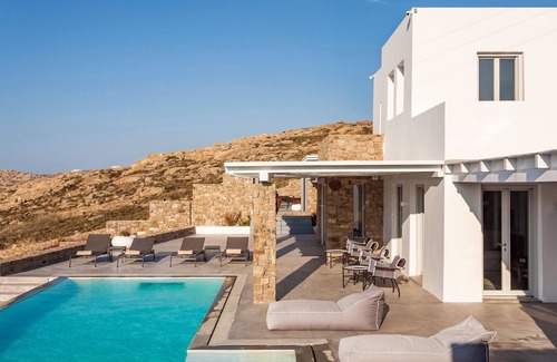 Elia Villa | Epic Twin Complex - Perfect Selection for large Groups - Newly Built