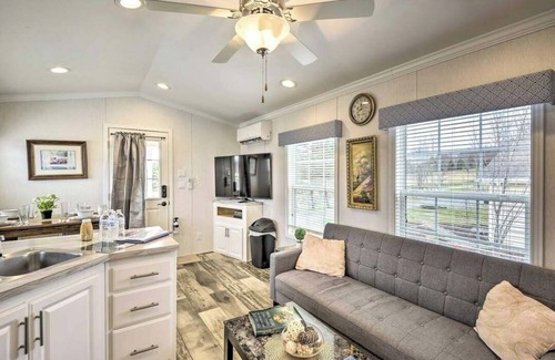 Pleasant Mount Cottage | Equestrian House Suites