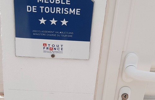 Les Mangles Villa | equipped villa near the beach