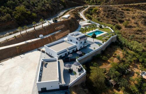 Totalan House | Era del puerto Complejo completo