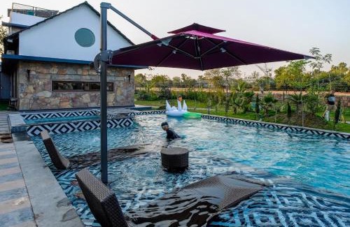 Dabok Villa | Eraaya Farms Luxury Pet Friendly Villa with Pool