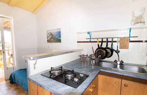 Residences du Golfe de Lava Apartment | Erbalunga 80m from the Beach – Sea and Mountain View, Private Terrace, Air Conditioning and Wi-Fi
