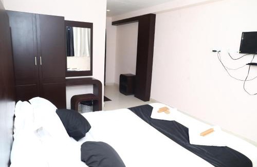 Perintalmanna Hotel | Erica Hotel International