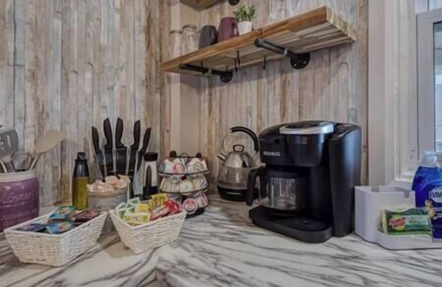 Selkirk House | Erie Shores Retreat, sleeps 6, Erie Shores Retreat