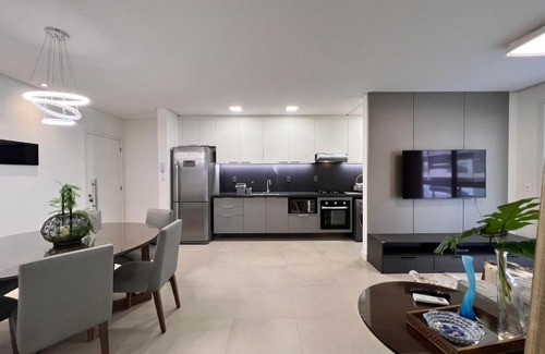 Ingleses Sul Apartment | Erieti Home