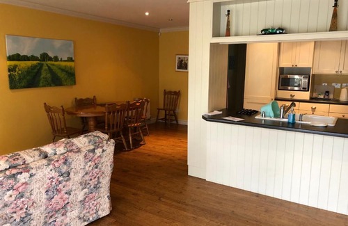 Malin House | Erin's Town House