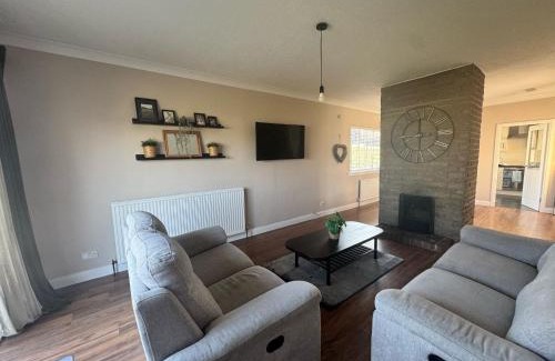 Denholm House | Eriskay cottage