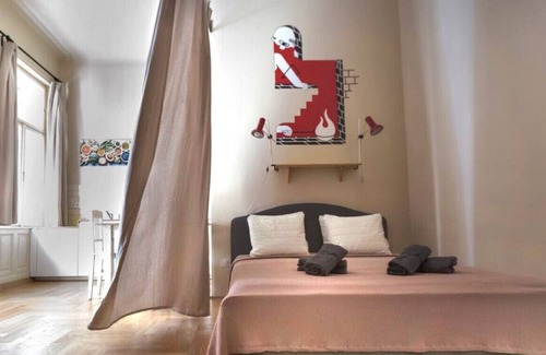 Belso-Ferencvaros Apartment | Erkel 13 / 3 · Charming newly renovated studio / CENTER