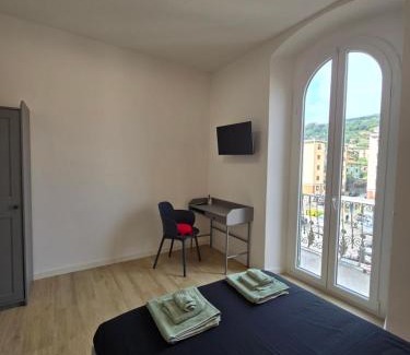 La Spezia Apartment | Ermanno s Home 5terre stazione centro città