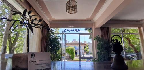 Loutra Ypatis Hotel | Ermis