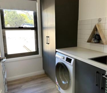 Upper Wakefield House | Ernie's Acre