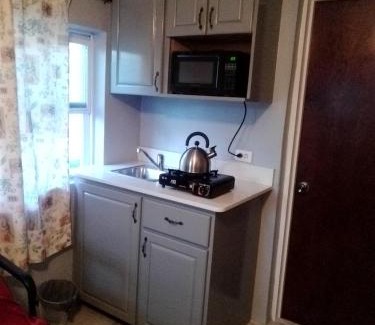 Nassau Apartment | Errol and Nancy Place
