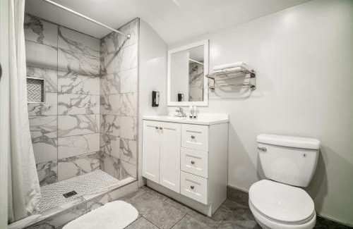 Bell Gardens Hotel | ERTH INN by AGA- Bell Garden
