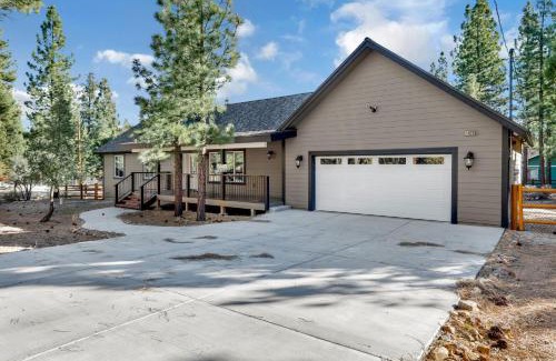 Woodlands House | Erwin lake place #2219