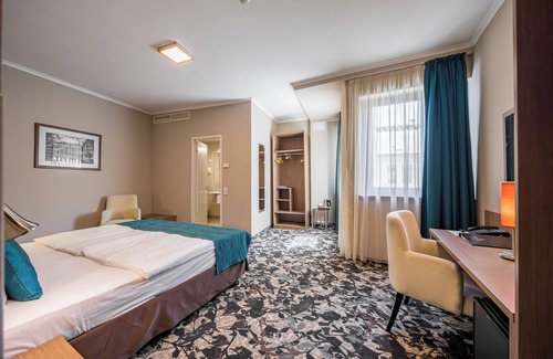 Godollo Hotel | Erzsebet Kiralyne Hotel