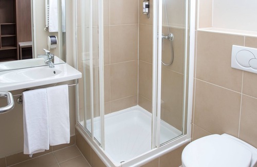 Godollo Hotel | Erzsebet Kiralyne Hotel