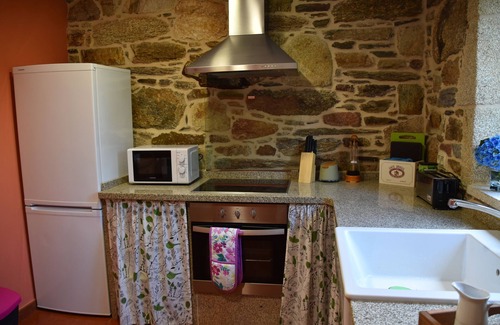 Cabana de Bergantinos House | CASA OSRONCAIRO-VILLA WITH GARDEN IN COSTA DA MORTE GALICIA
