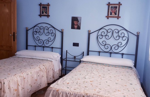 Casas del Puerto de Villatoro Cottage | Casa Rural Los Caldereros for 16 people
